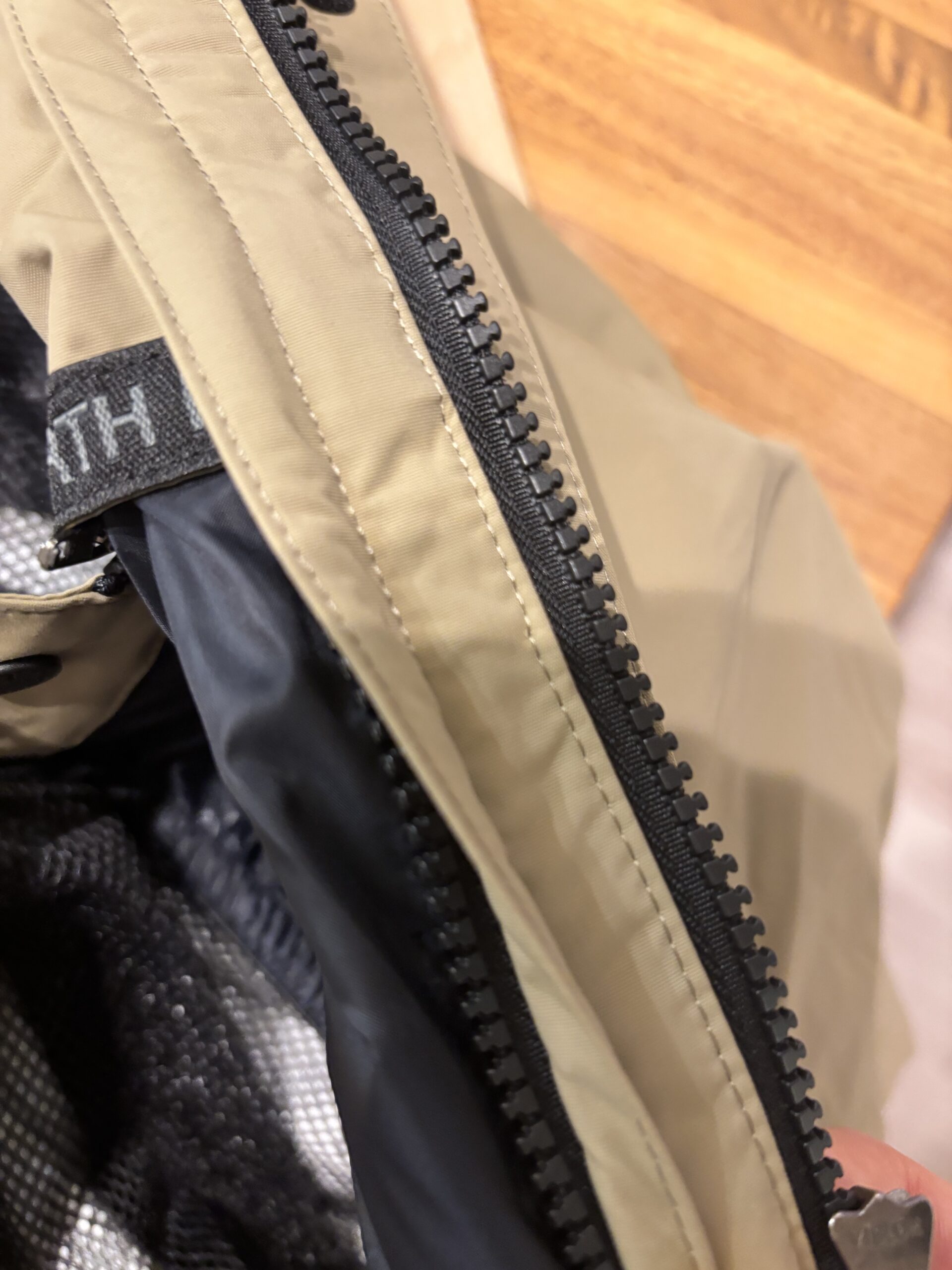 【ノースフェイス「Zip-in-Zip」カスタマイズ術!】親子コーデを楽しむアイデア